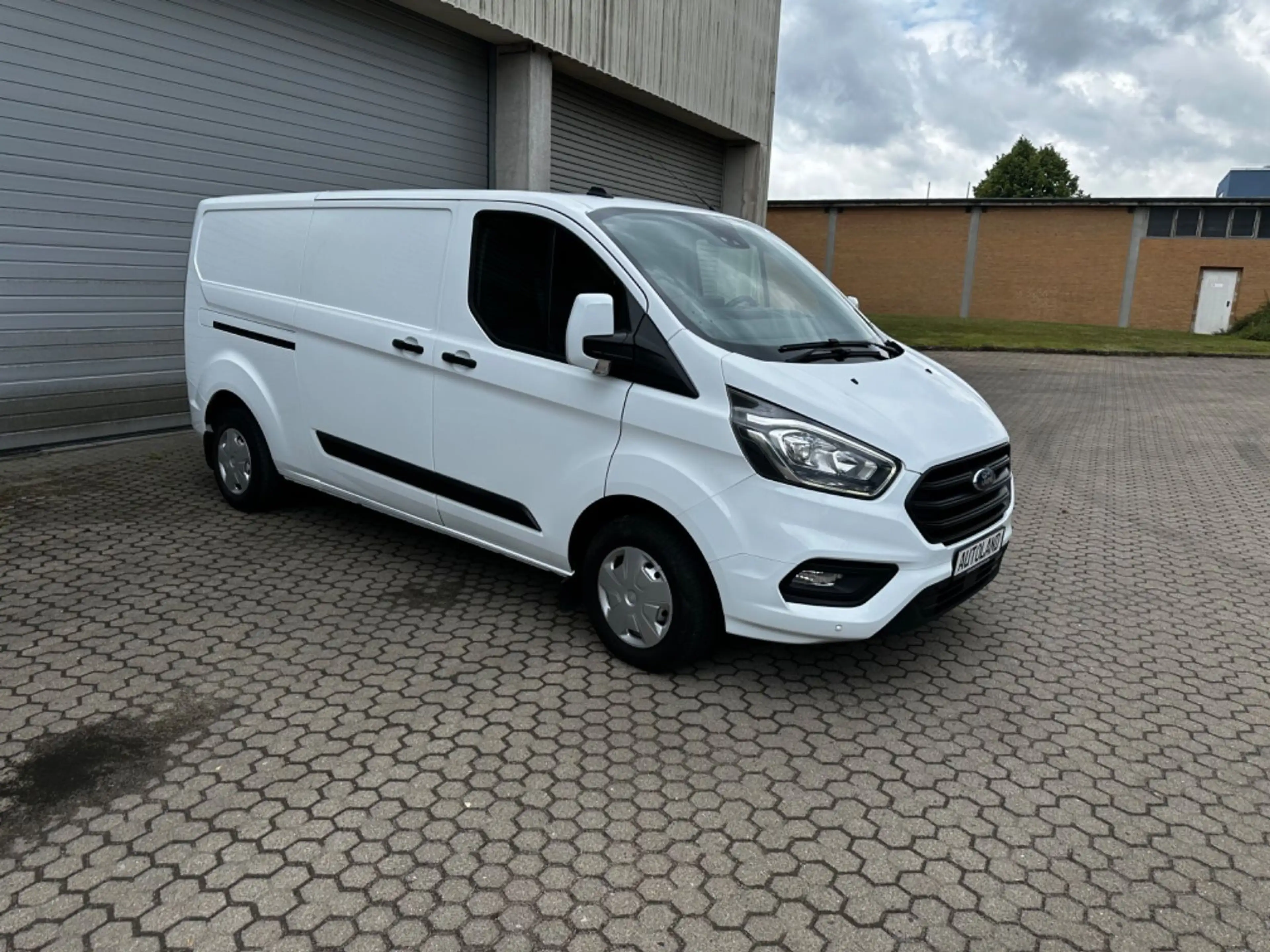Ford Transit Custom 2.0TDCi Kasten 300 L2*Klima*PDC — photo 4