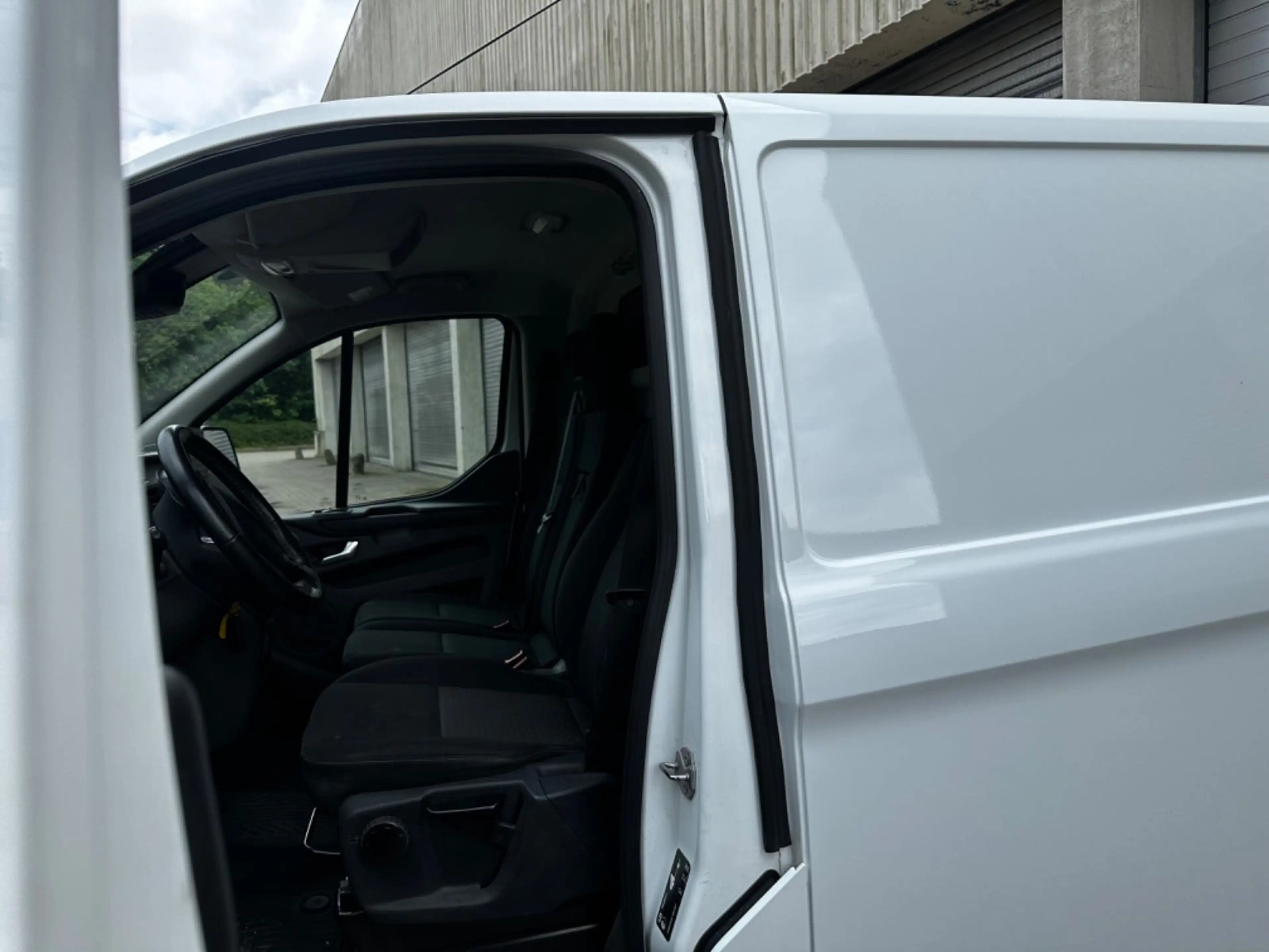 Ford Transit Custom 2.0TDCi Kasten 300 L2*Klima*PDC — photo 8
