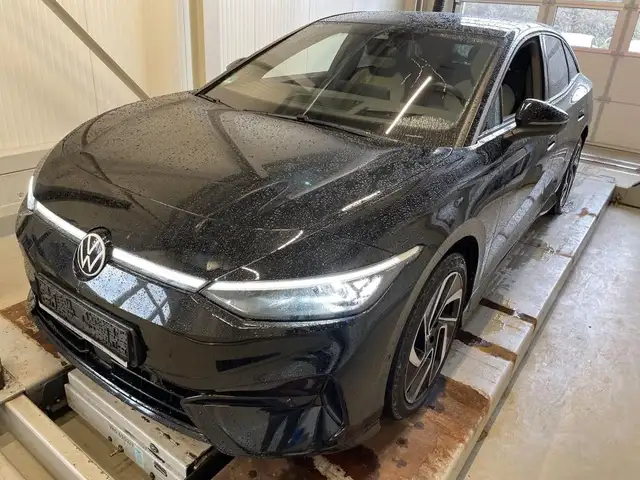 Volkswagen ID.7 Pro DCC 360 Alu20 Navi Sound Matrix 4xSHZ