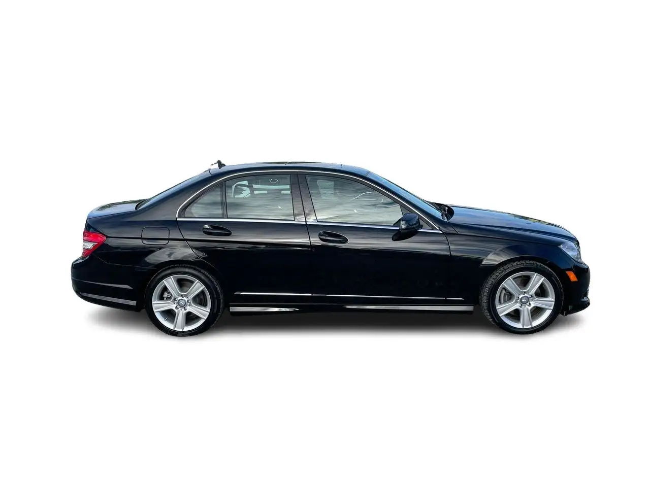 Mercedes-Benz C-Class снимка Mercedes-Benz C-Class