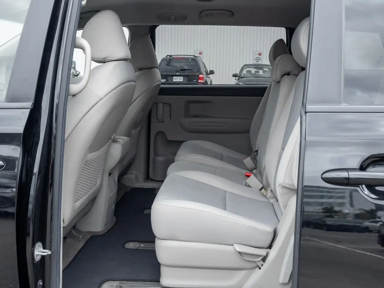 Kia Sedona photo Kia Sedona