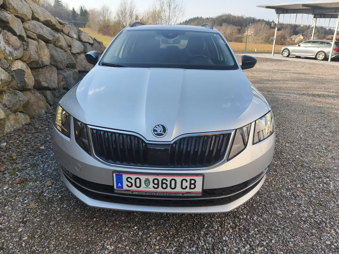 Skoda Octavia 1,6 TDI Style, Anhängevorr., Panodach Silber - 2