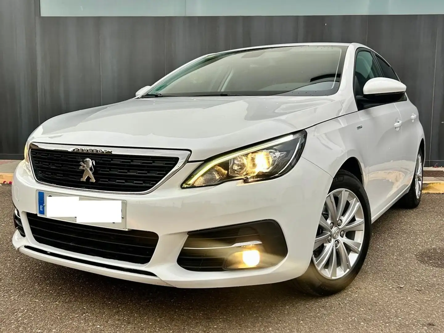 Peugeot 308 1.5BlueHDi S&S Style EAT8 130 Blanco - 1