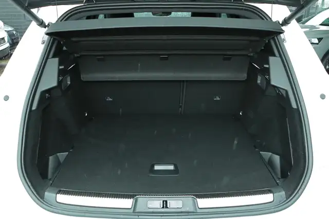 DS Automobiles DS 7 Crossback view 6