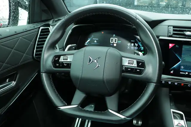 DS Automobiles DS 7 Crossback view 14