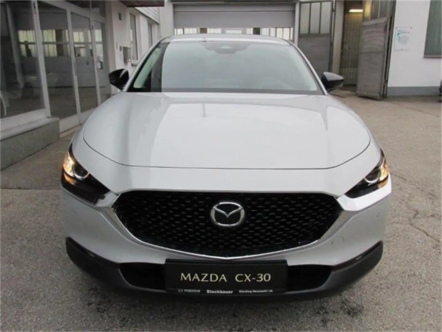 Mazda 2 05  CX-30 .5L e-SKYACTIV G 140ps 6AT WD H Weiß - 2