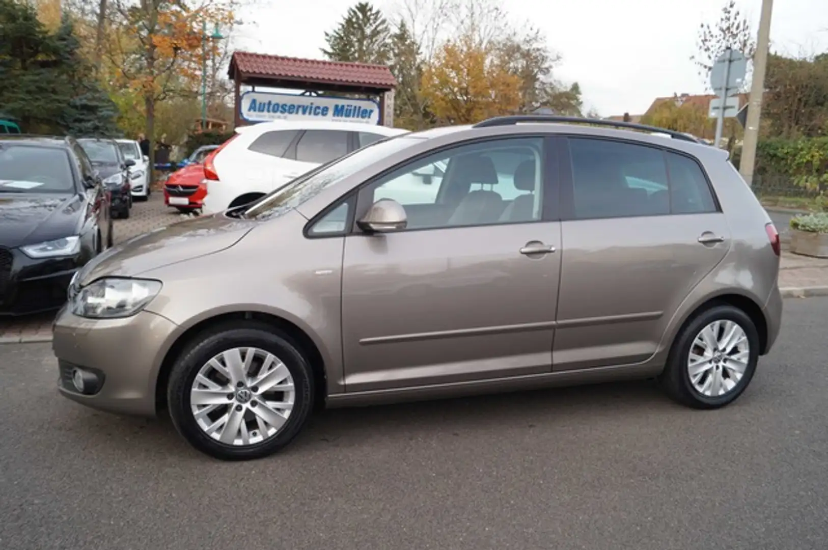 Volkswagen Golf Plus VI Klimatr.-PDC-Sitzh.-WR-35490km. 1.H Bronze - 2