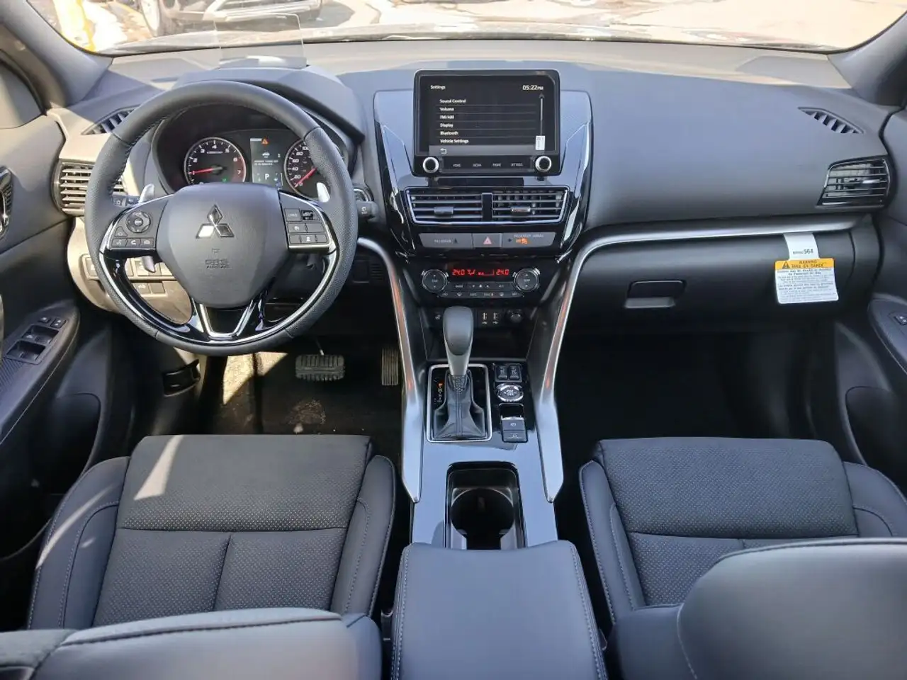 Mitsubishi Eclipse Cross снимка Mitsubishi Eclipse Cross