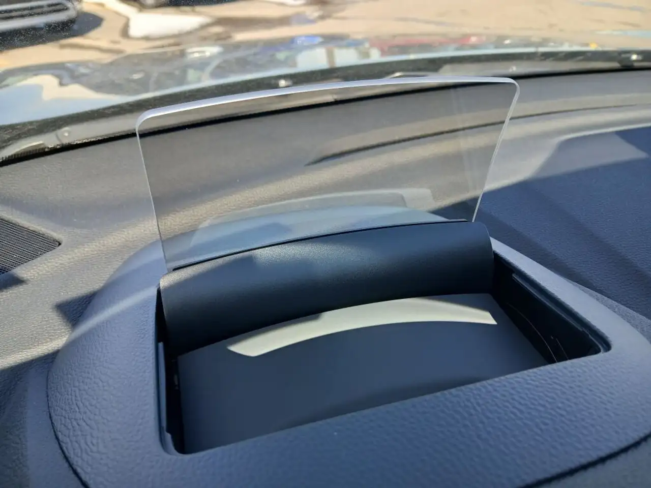 Mitsubishi Eclipse Cross снимка Mitsubishi Eclipse Cross