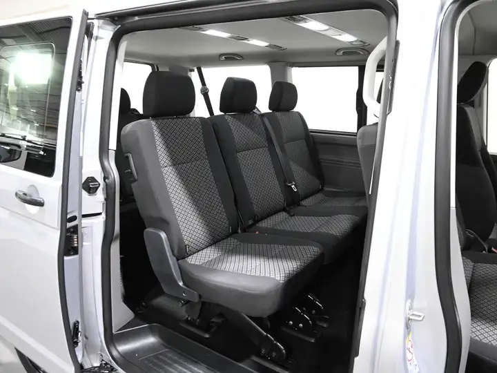 Volkswagen Caravelle 2021, foto 6