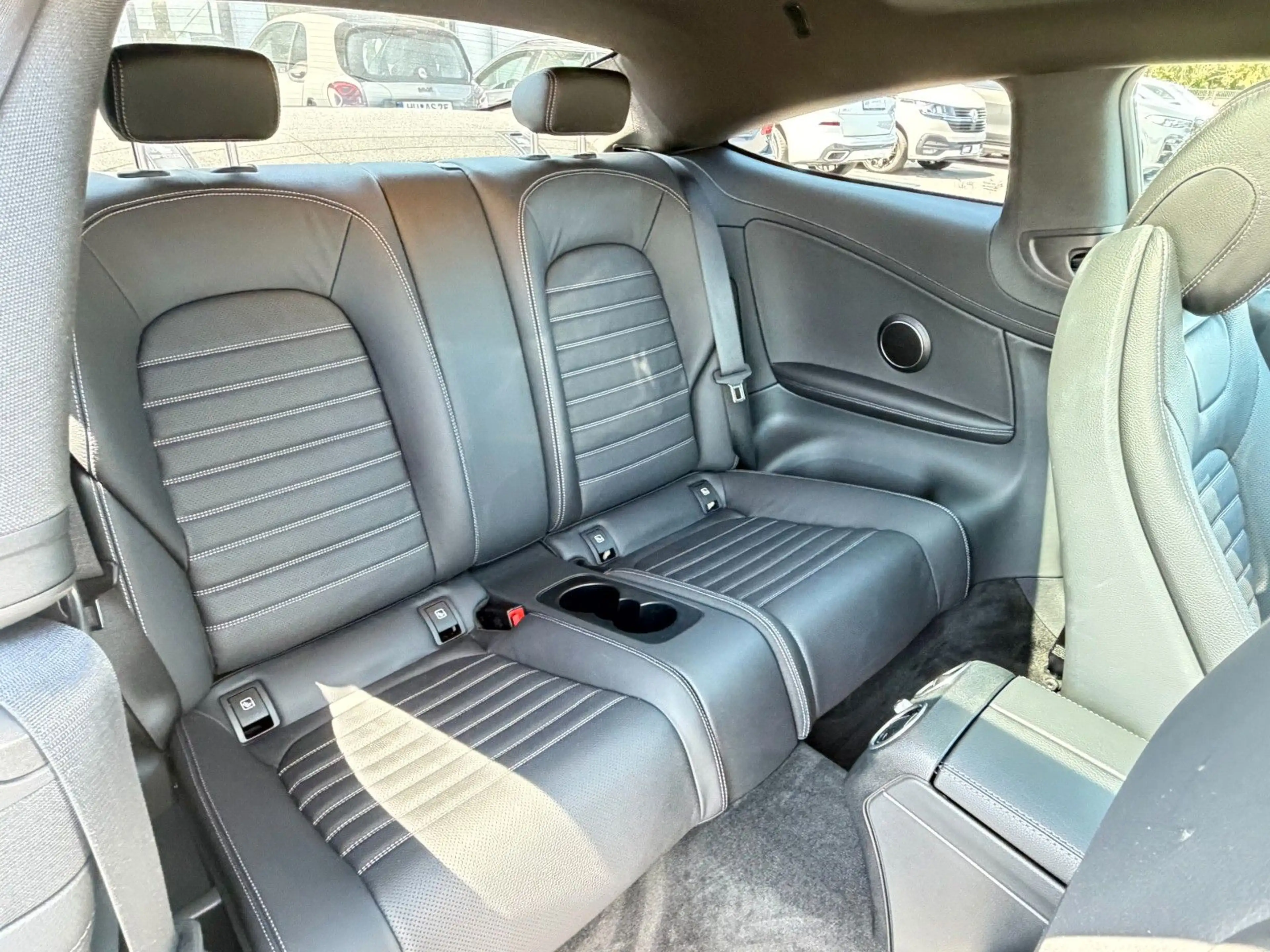 Mercedes-Benz C 400 C400*COUPE*4Matic*AMG*360*KAMERA*DISTRONIC* — photo 11