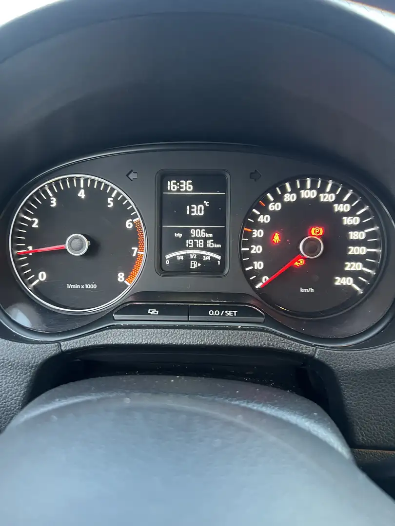 Volkswagen Polo (C) - 2