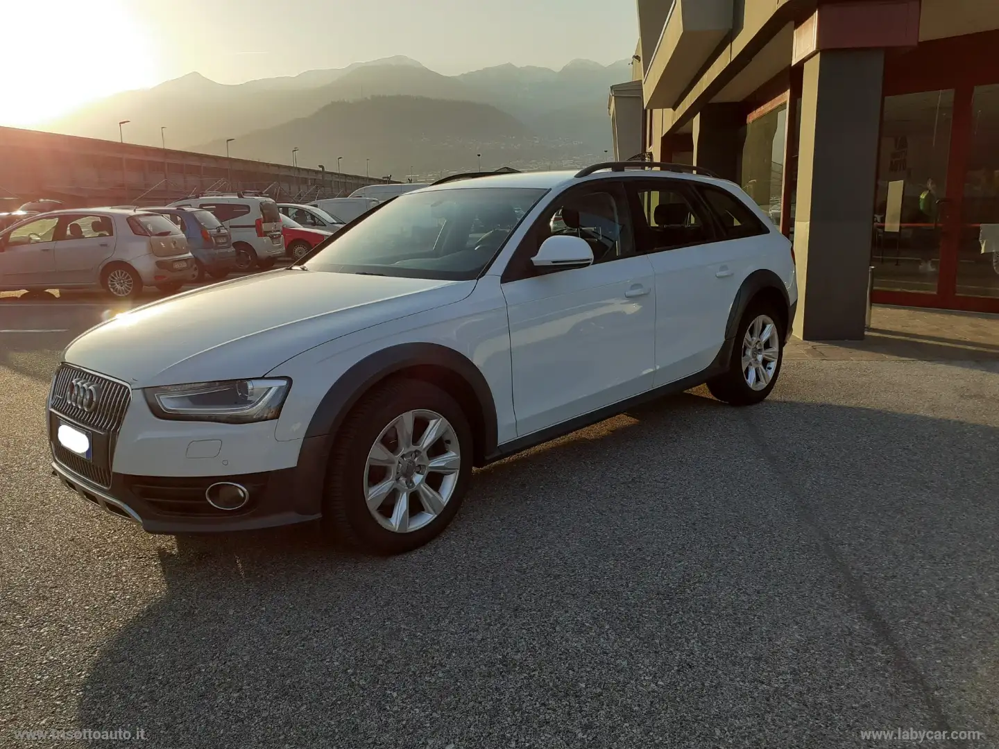 Audi A4 allroad 2.0 TDI 150 CV Білий - 2