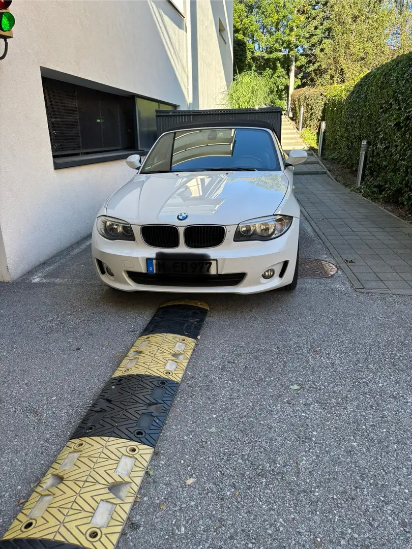 BMW 118 118d Cabrio - 1