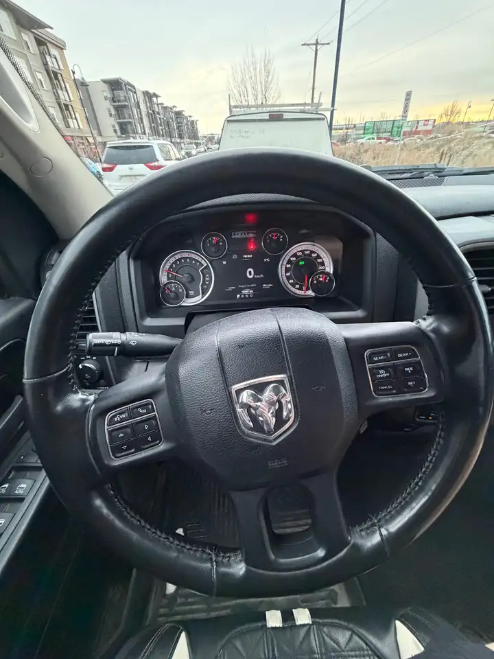 RAM 1500 снимка RAM 1500