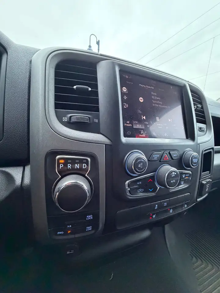 RAM 1500 снимка RAM 1500
