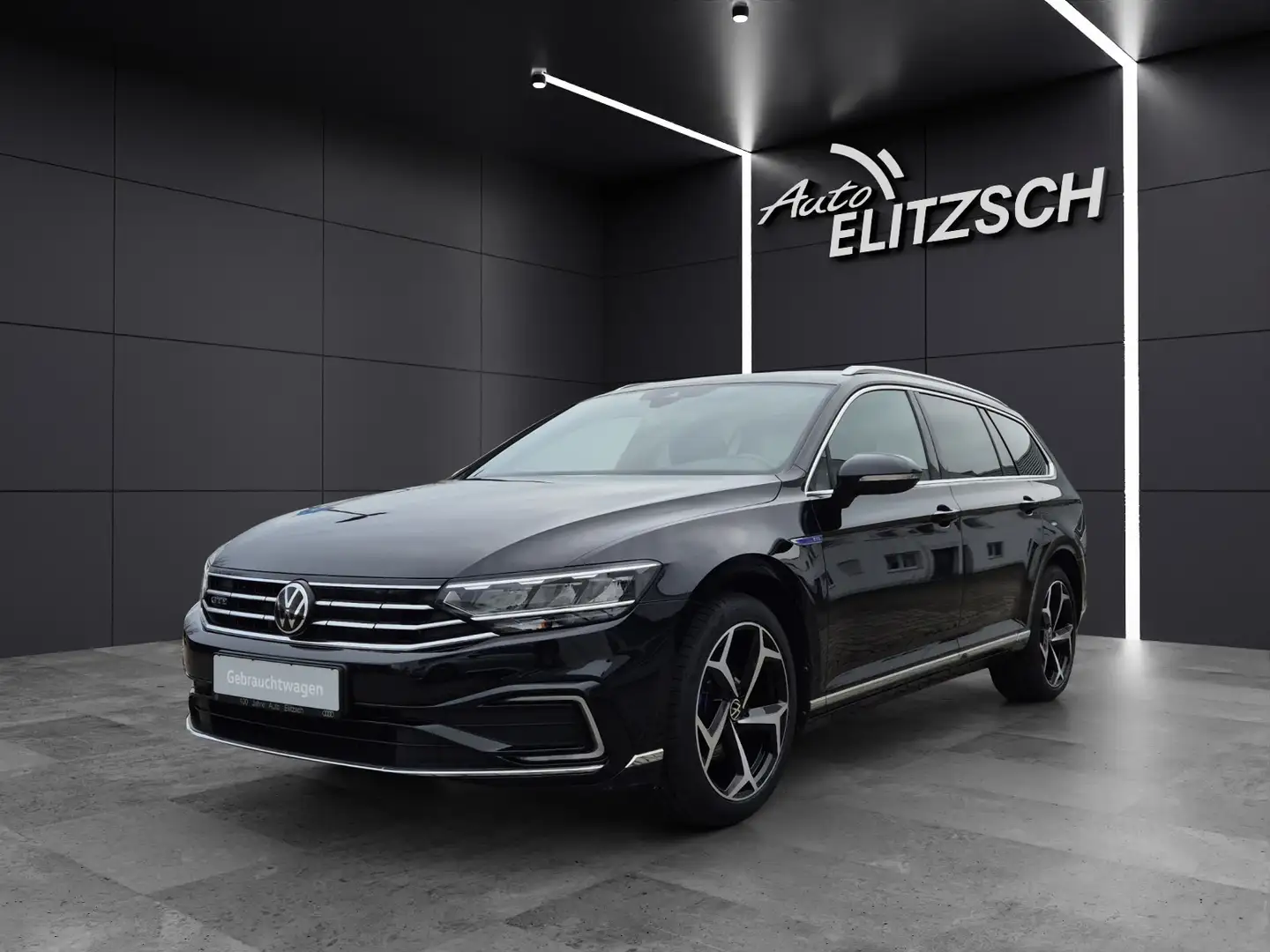 Volkswagen Passat Variant GTE LED Navi ACC PDC SH LM Schwarz - 2