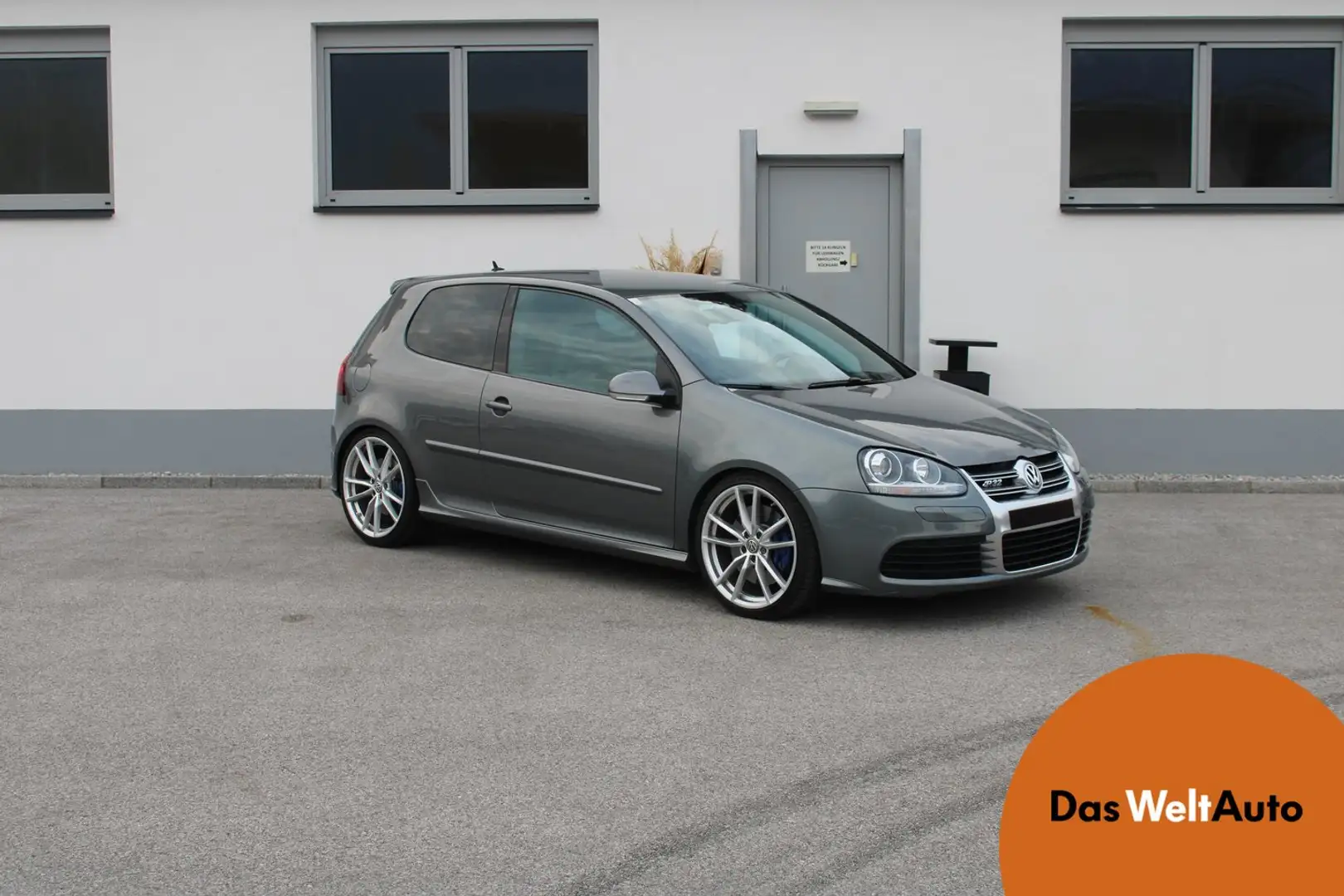 Volkswagen Golf R R32 4MOTION Šedá - 1