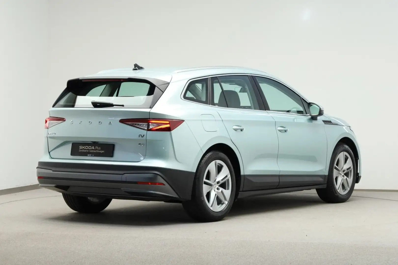 Skoda Enyaq iV 60*SHZ*FAMILYPLUS*PARKEN*DRIVE*TRANSPOR Silver - 2