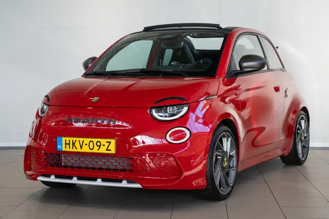 Abarth 500C Turismo 42 kWh | Scorpion Pack | Sound Pack | Wint