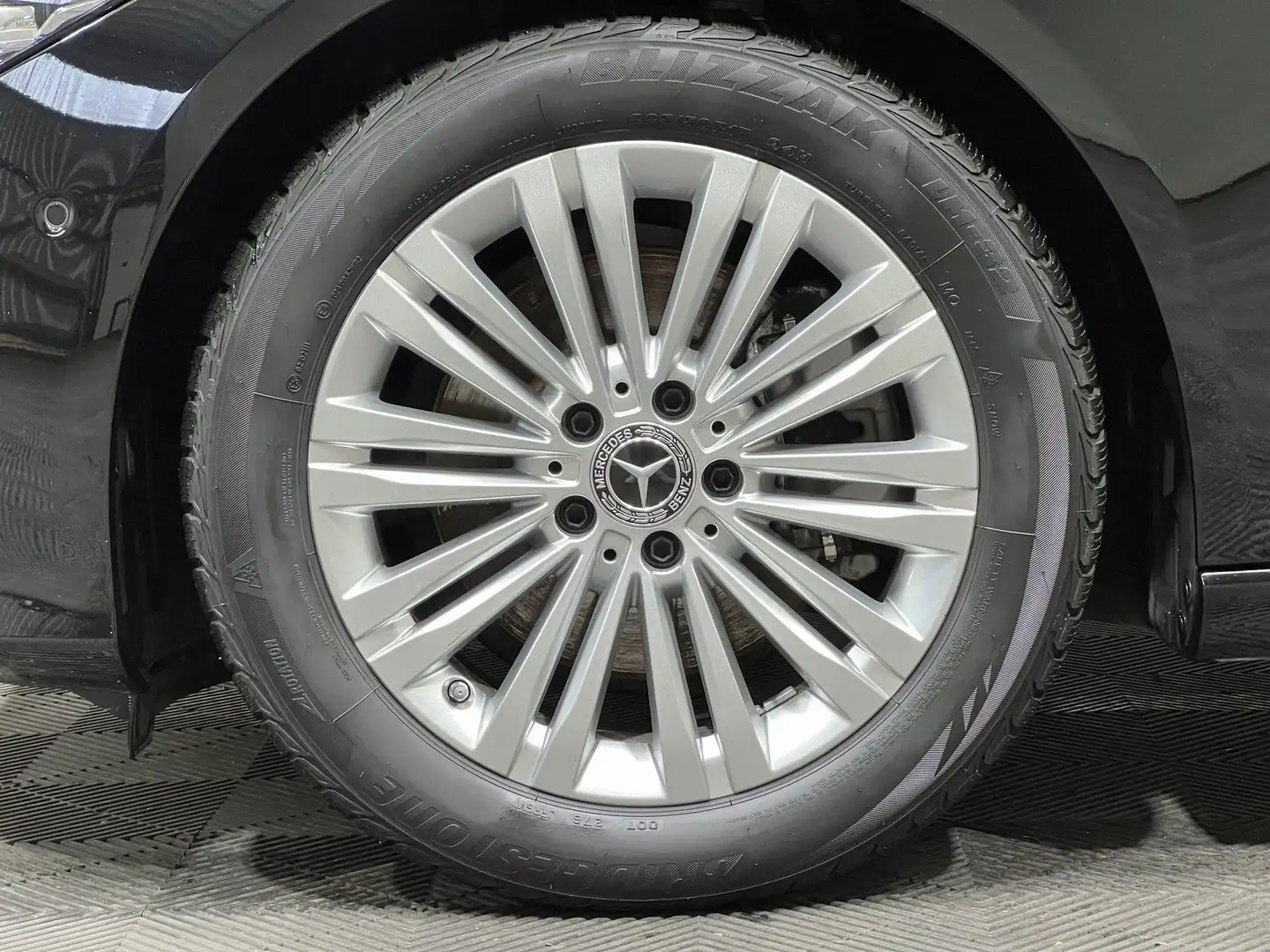 Mercedes-Benz C 220 d T Avantgarde LED Kamera Standheizung Schwarz - 2