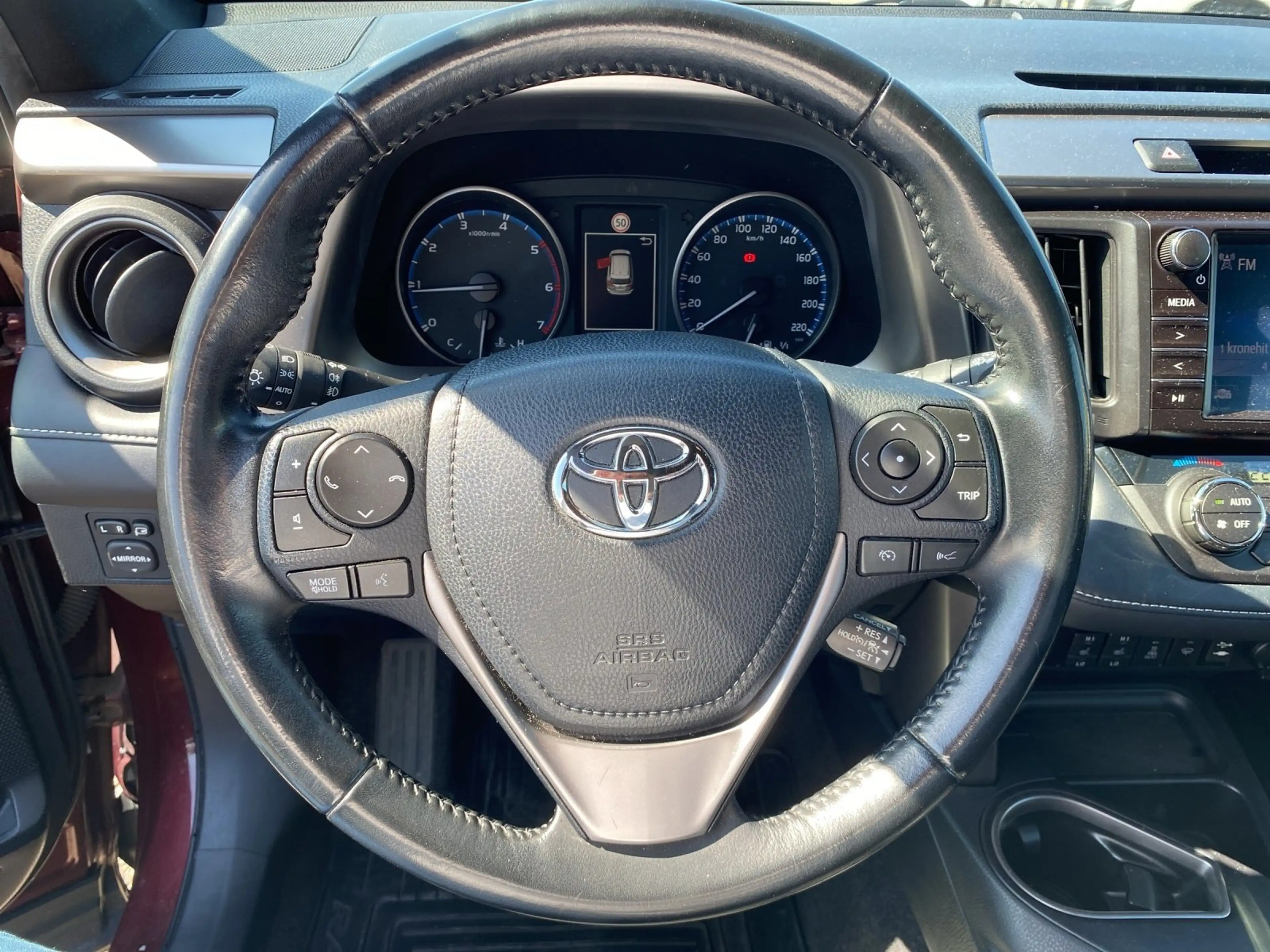 Toyota RAV 4 D4D — photo 12
