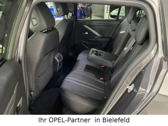 Opel Astra view 14