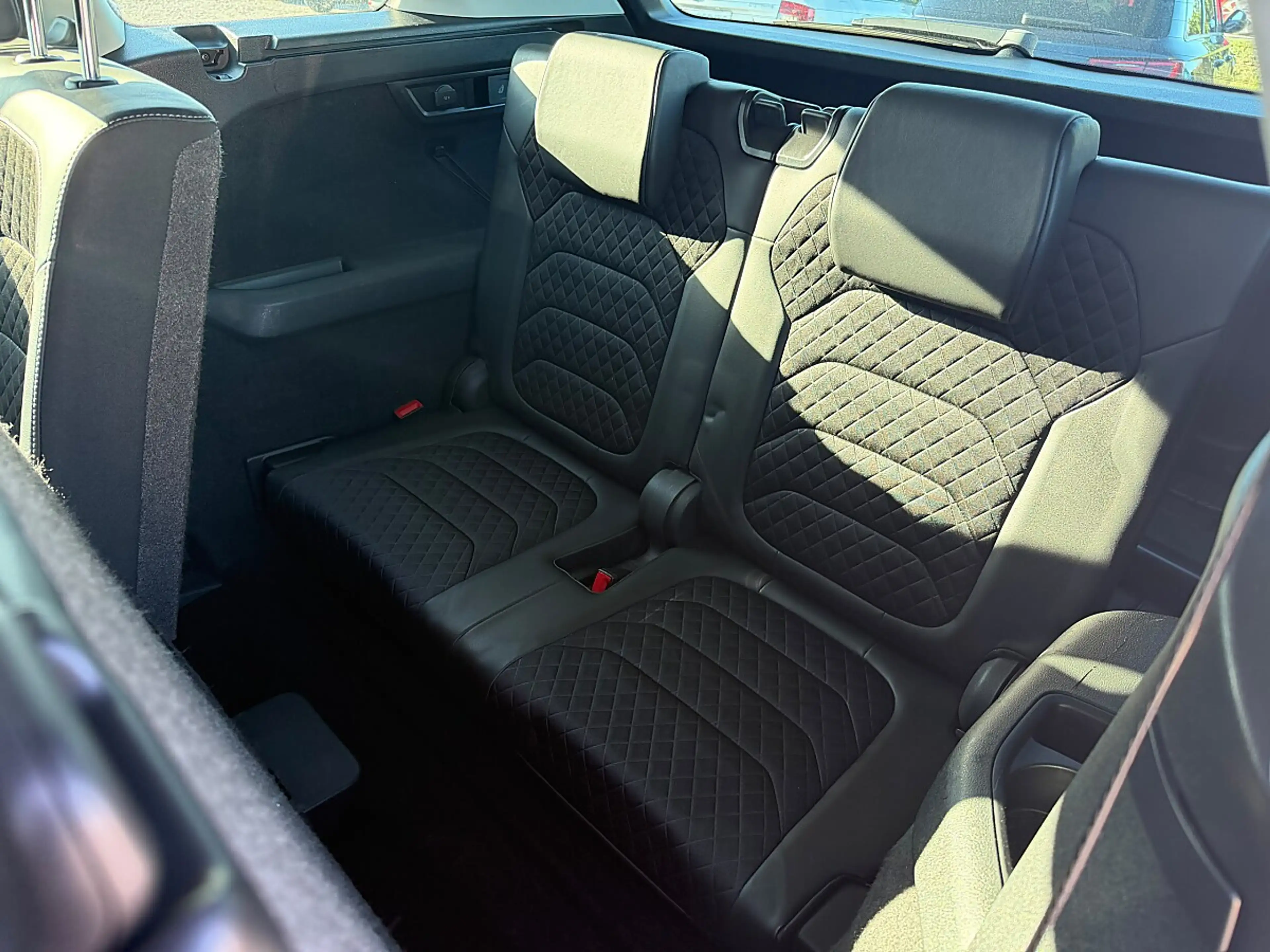 Skoda Kodiaq 2,0 TDI SCR 7 Sitze!! 4x4 Ambition — photo 14