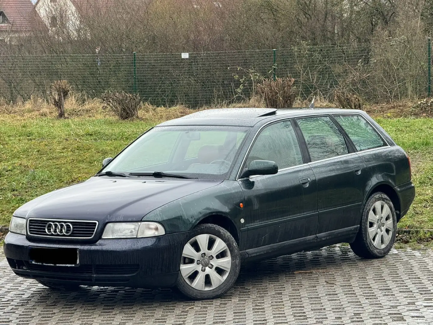 Audi A4 Avant 2.6 Groen - 1