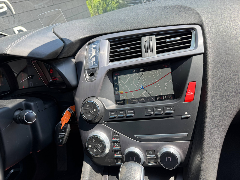 DS Automobiles DS 5 1.6 THP+NAVI+AIRCO+CAMERA+TOIT PANO+CUIR+HUD+EU 6B — photo 15