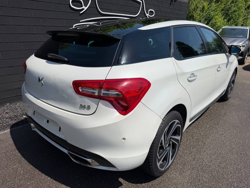 DS Automobiles DS 5 1.6 THP+NAVI+AIRCO+CAMERA+TOIT PANO+CUIR+HUD+EU 6B — photo 6