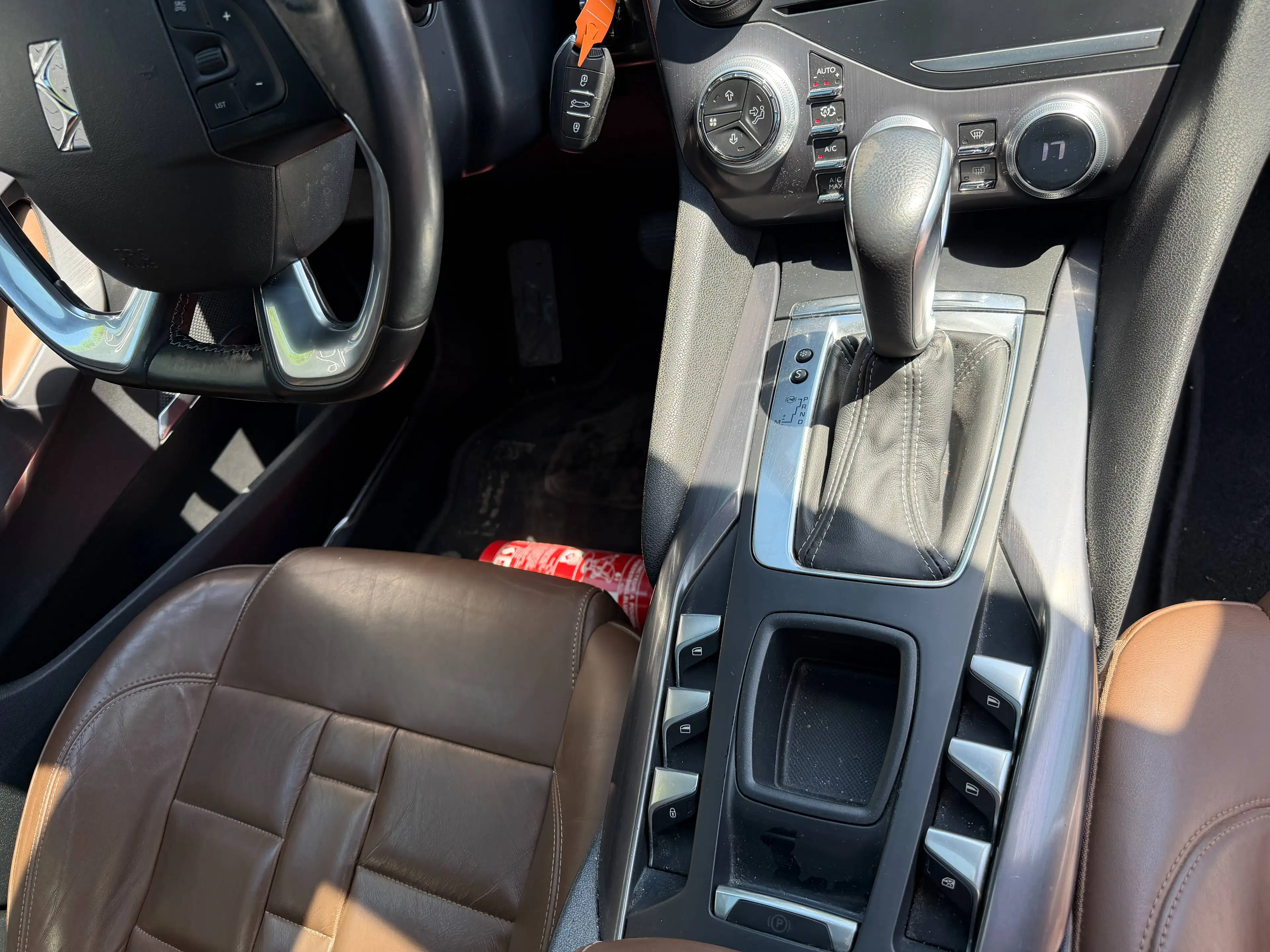 DS Automobiles DS 5 1.6 THP+NAVI+AIRCO+CAMERA+TOIT PANO+CUIR+HUD+EU 6B — photo 14