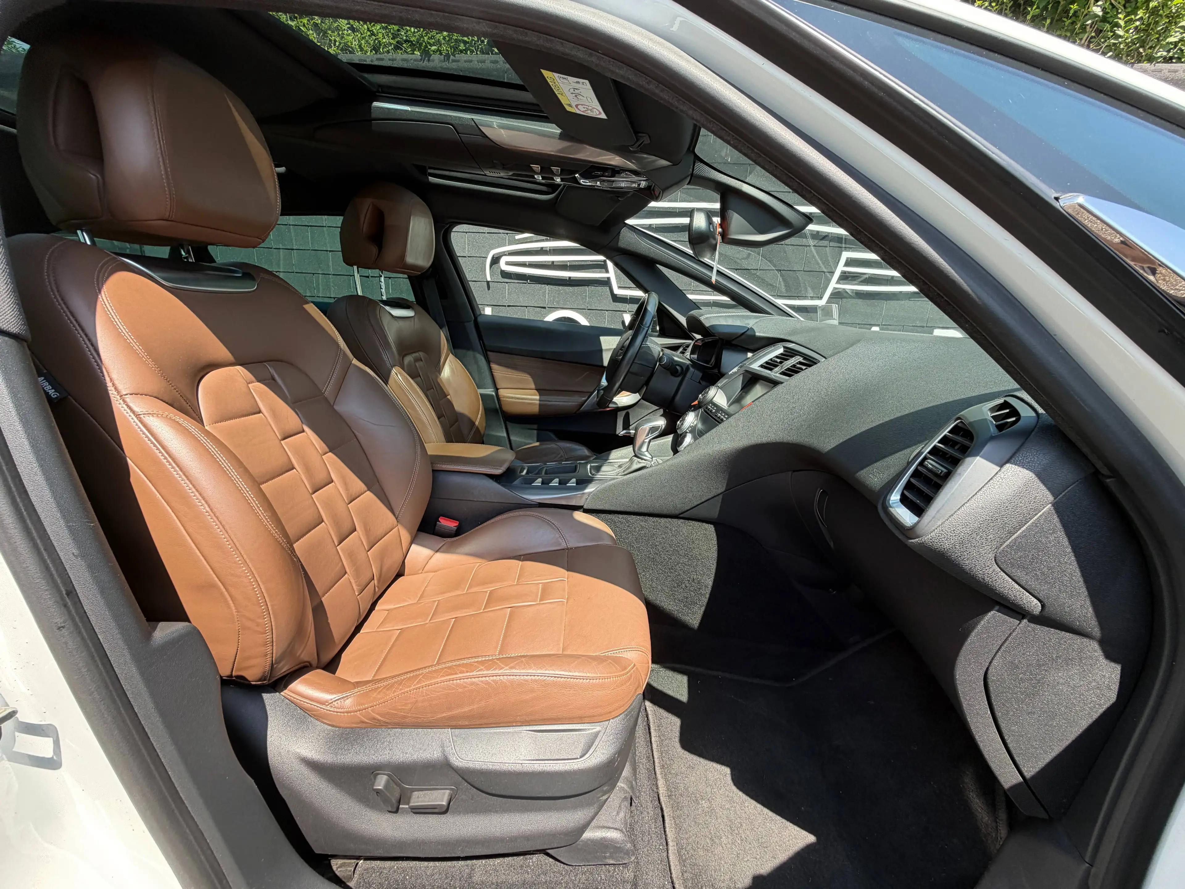 DS Automobiles DS 5 1.6 THP+NAVI+AIRCO+CAMERA+TOIT PANO+CUIR+HUD+EU 6B — photo 11