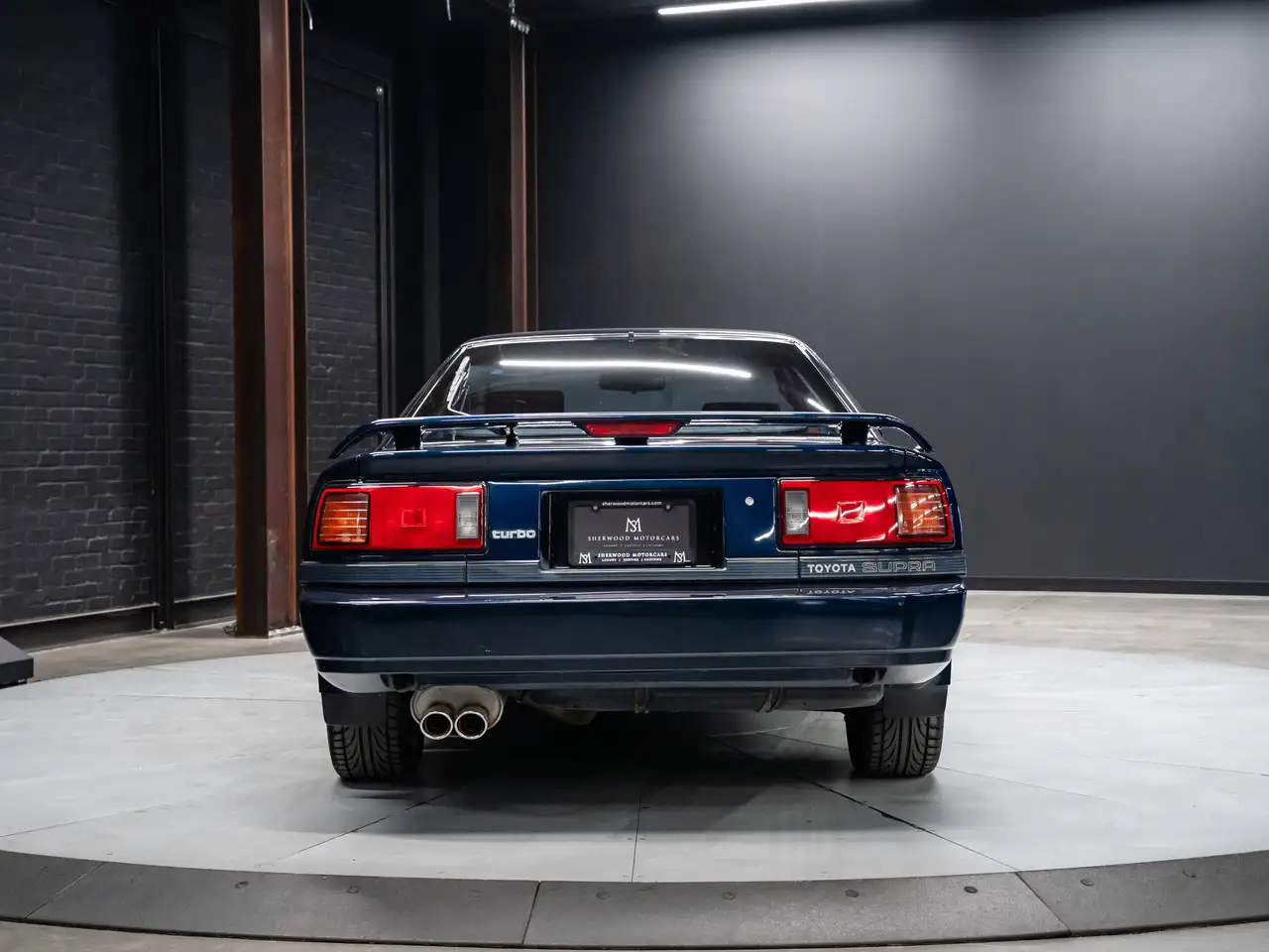 Toyota Supra снимка Toyota Supra
