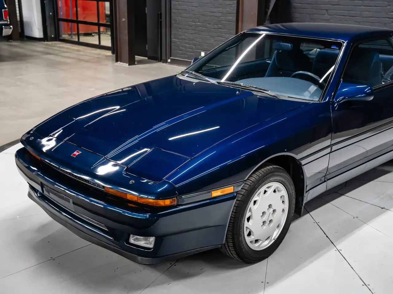 Toyota Supra снимка Toyota Supra