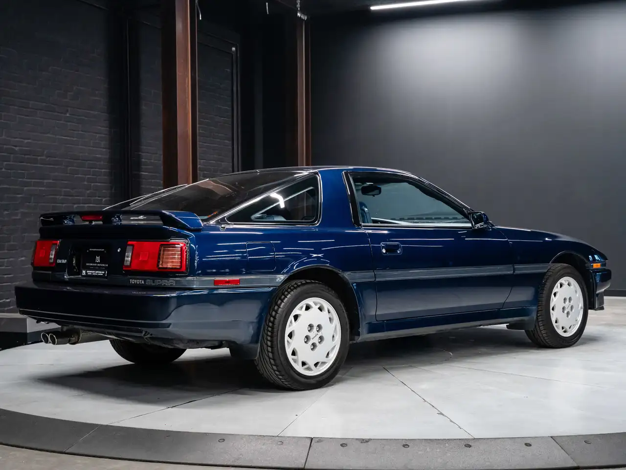 Toyota Supra снимка Toyota Supra