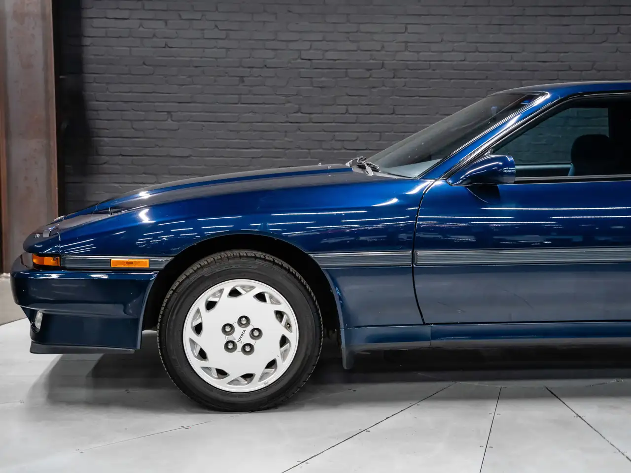 Toyota Supra снимка Toyota Supra