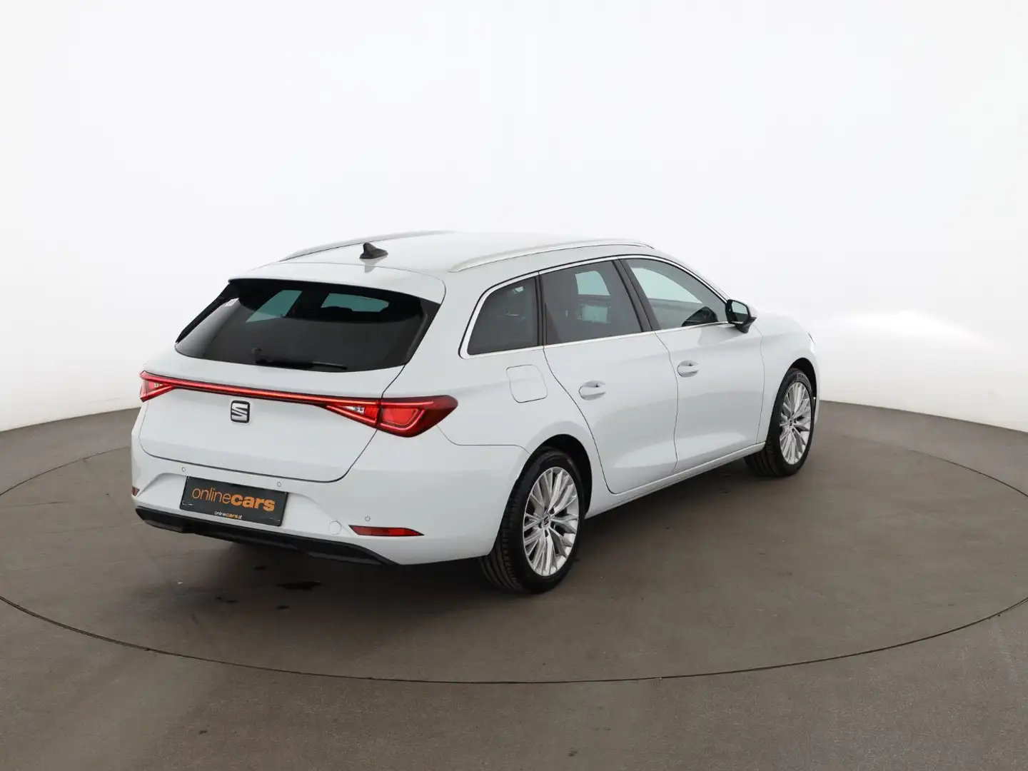 SEAT Leon SP 2.0 TDI Xcellence Aut LED RADAR NAV R-CAM Weiß - 2