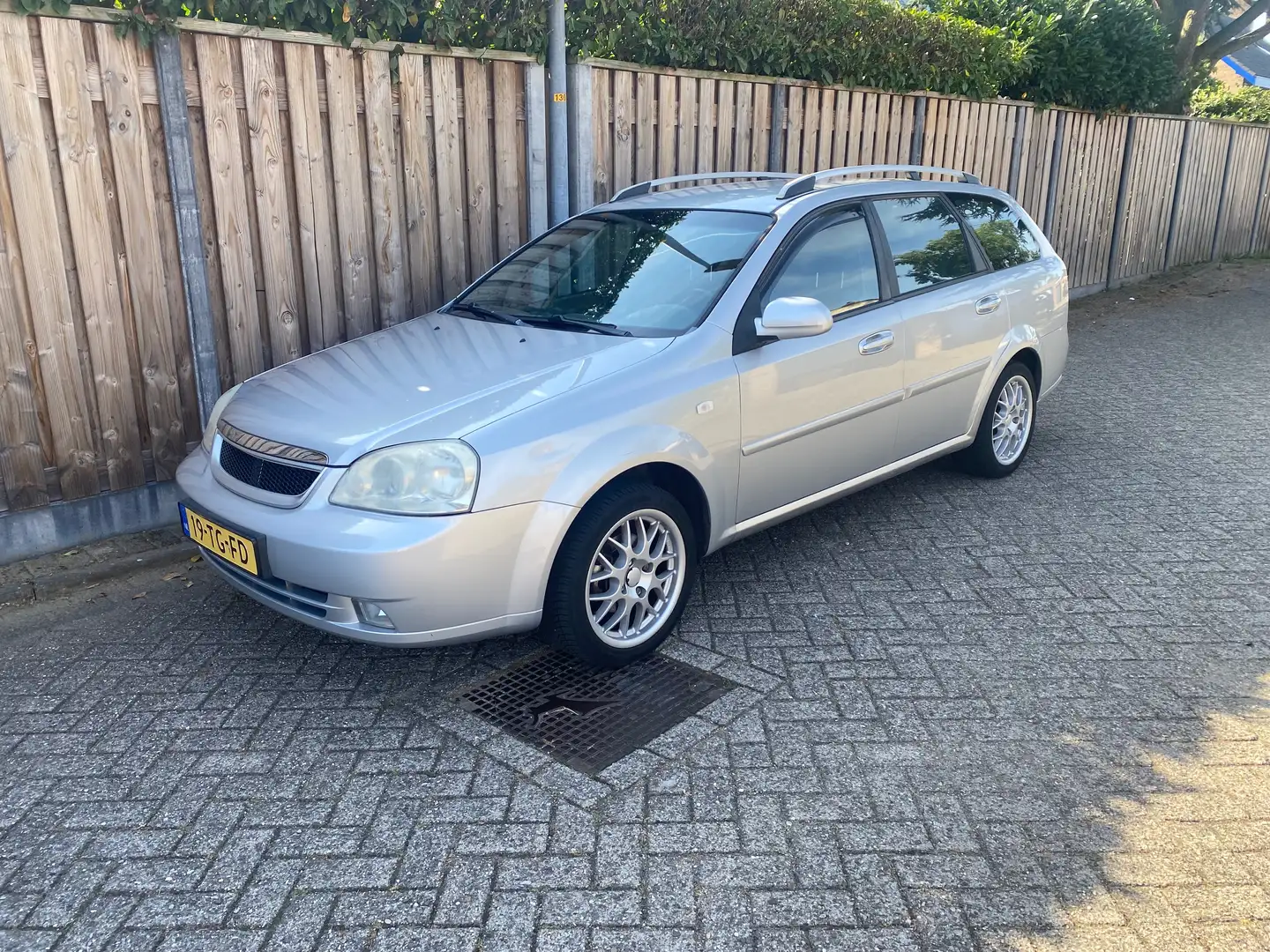 Chevrolet Nubira Nubira 1.6-16V Style airco apk 06-2027 Silber - 1