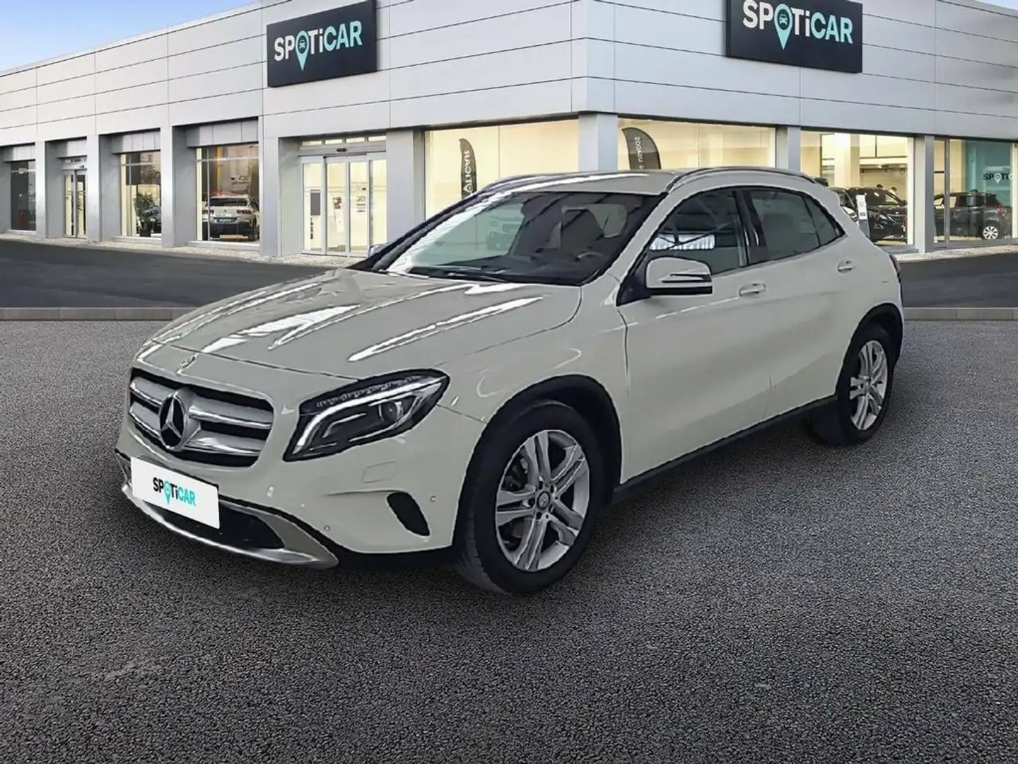 Mercedes-Benz GLA 220 d 4MATIC - Blanco - 1