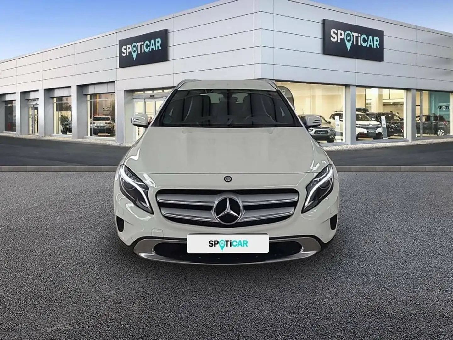 Mercedes-Benz GLA 220 d 4MATIC - Blanco - 2