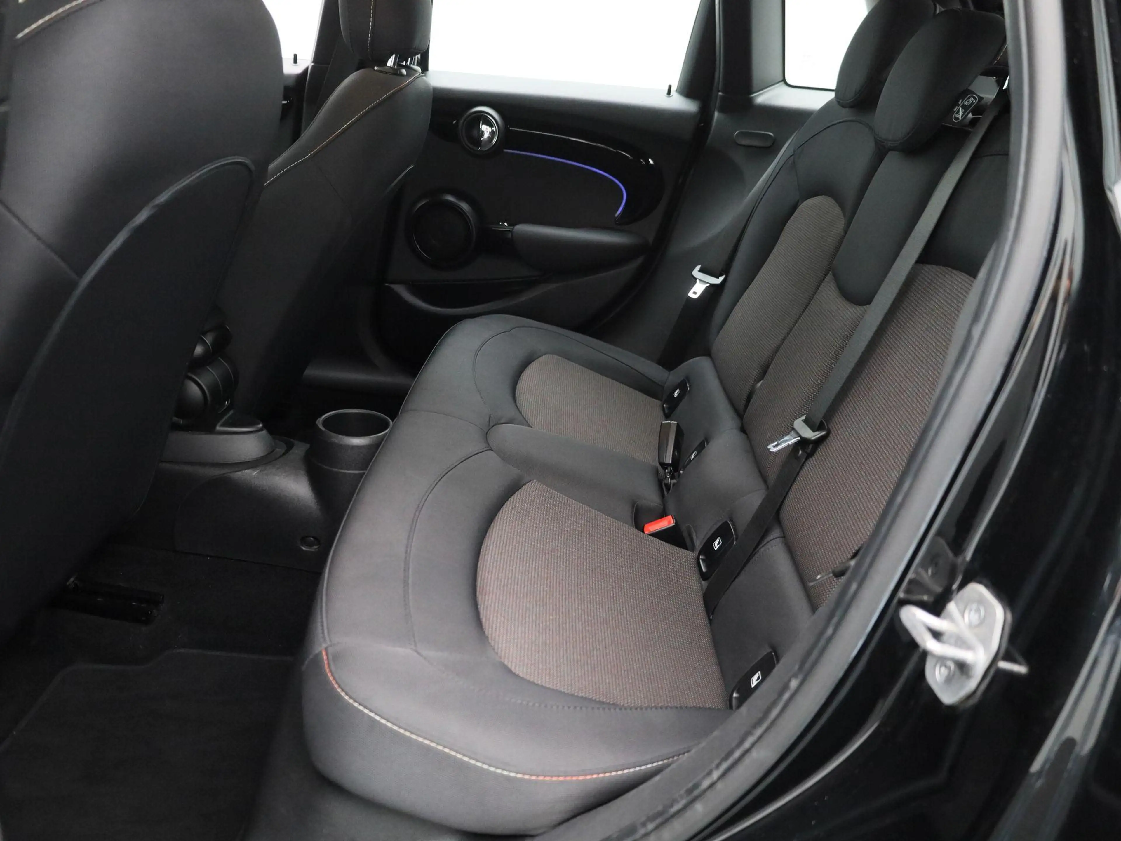 MINI One Mini 5 door NAVI | PDC | ECC — photo 11