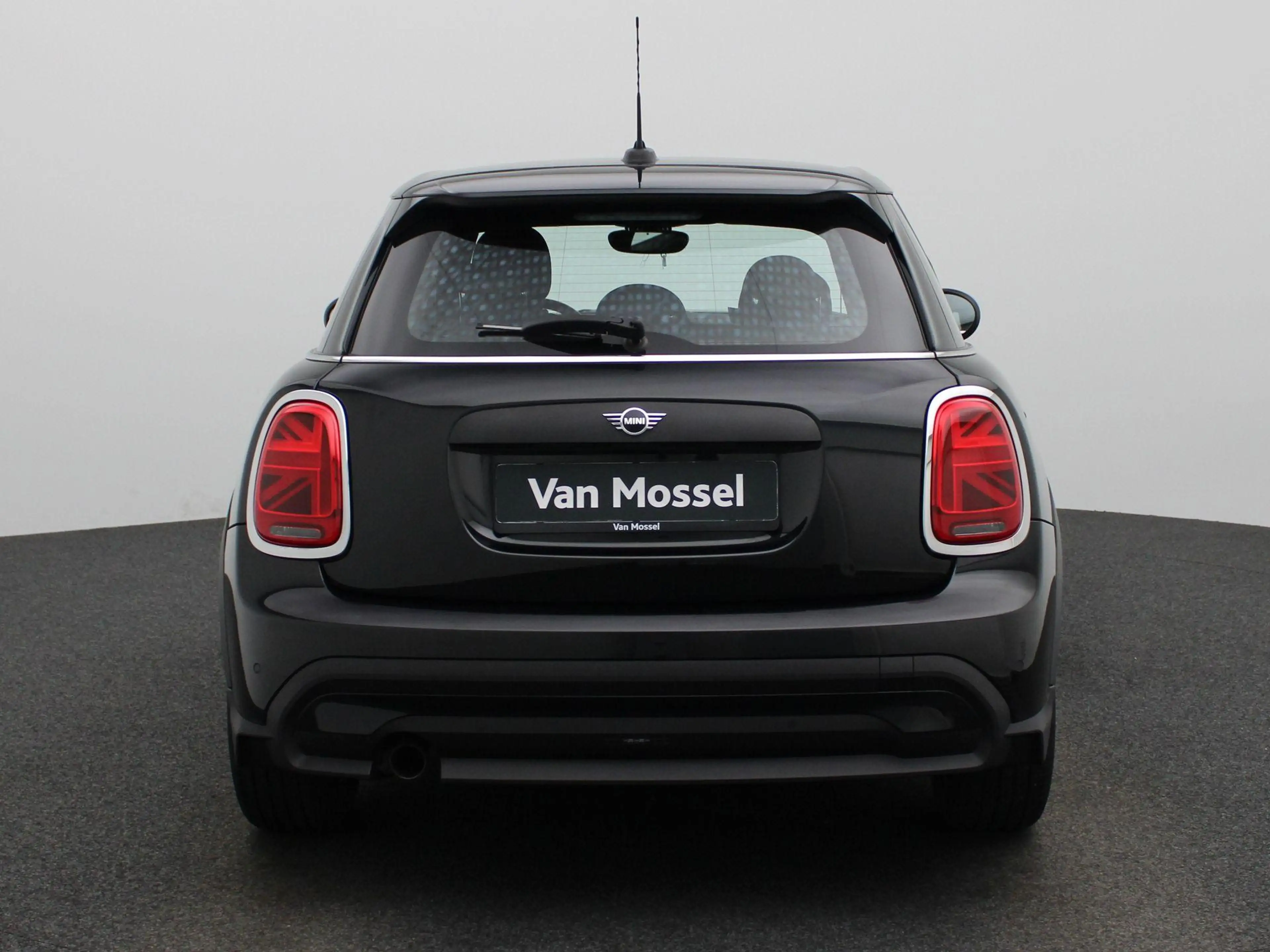 MINI One Mini 5 door NAVI | PDC | ECC — photo 5