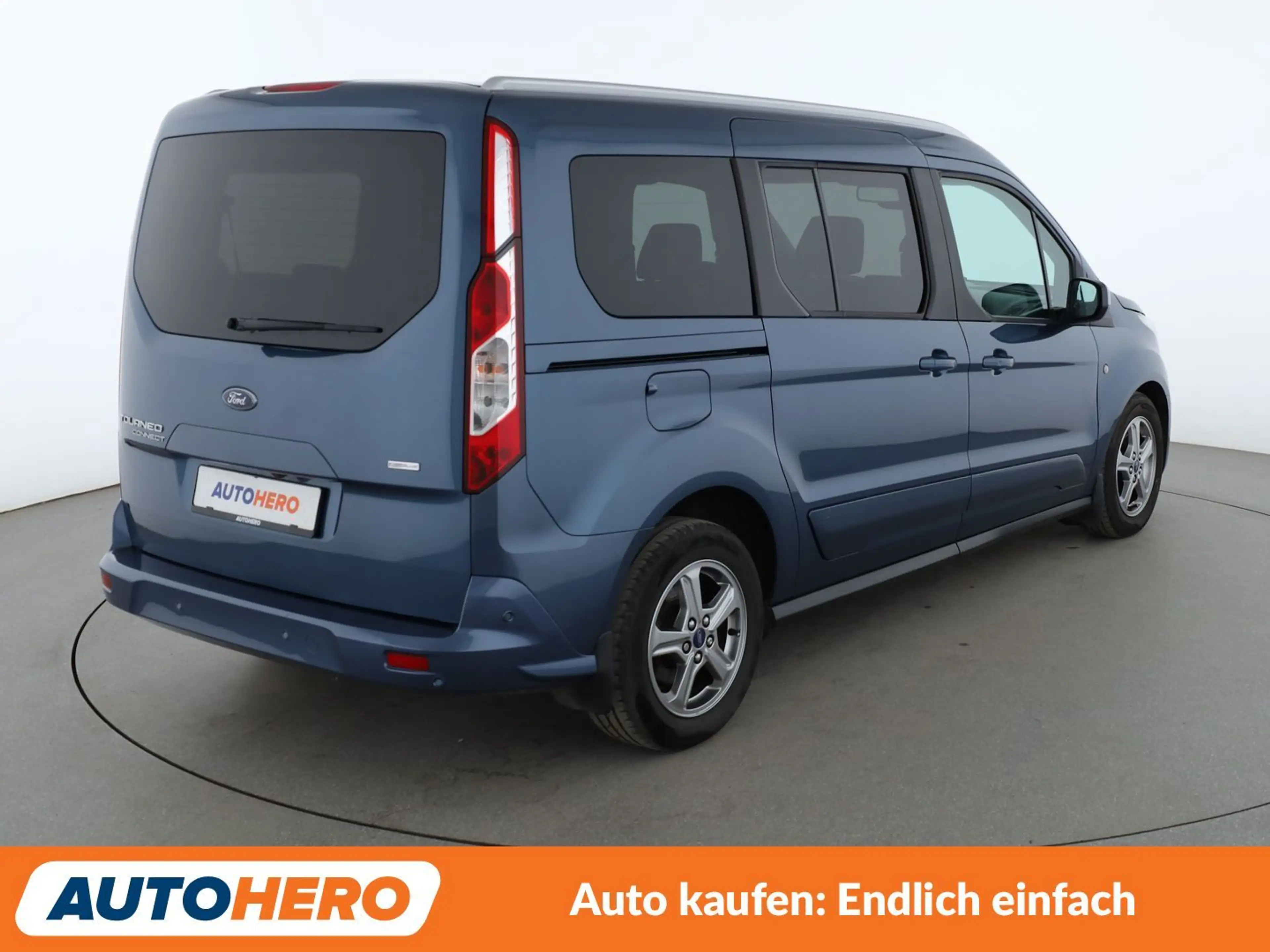 Ford Grand Tourneo 1.5 TDCi EcoBlue Titanium Aut.*XENON*NAVI*CAM*PDC* — photo 6