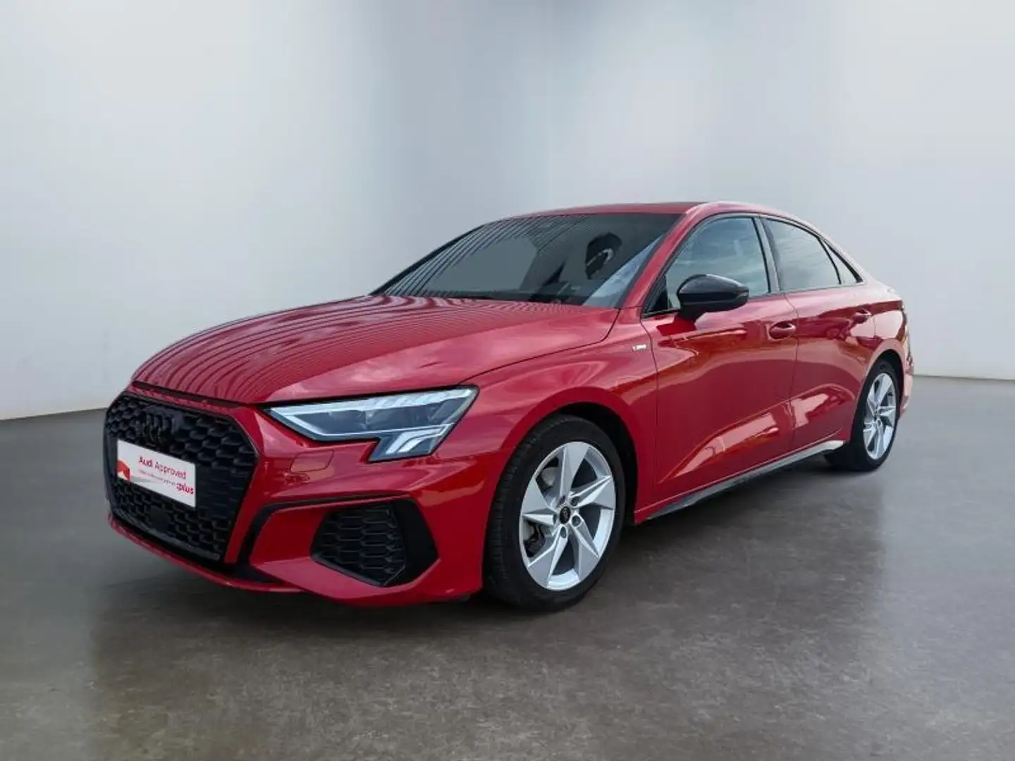 Audi A3 S-Line*capteurs*jantes*leds*Carplay*Navi*Siègesch Rouge - 1
