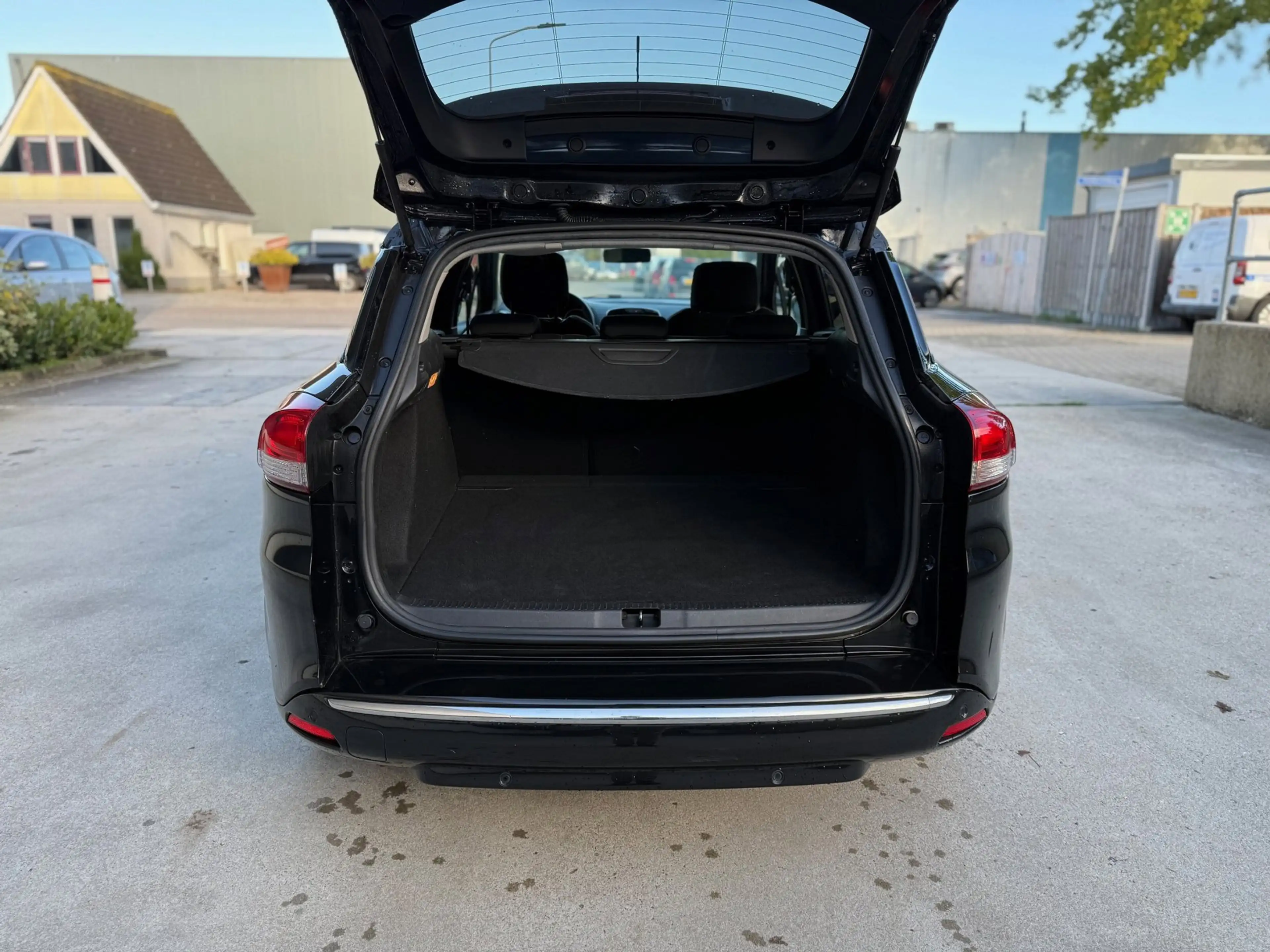 Renault Clio Estate 0.9 TCe Intens — photo 7