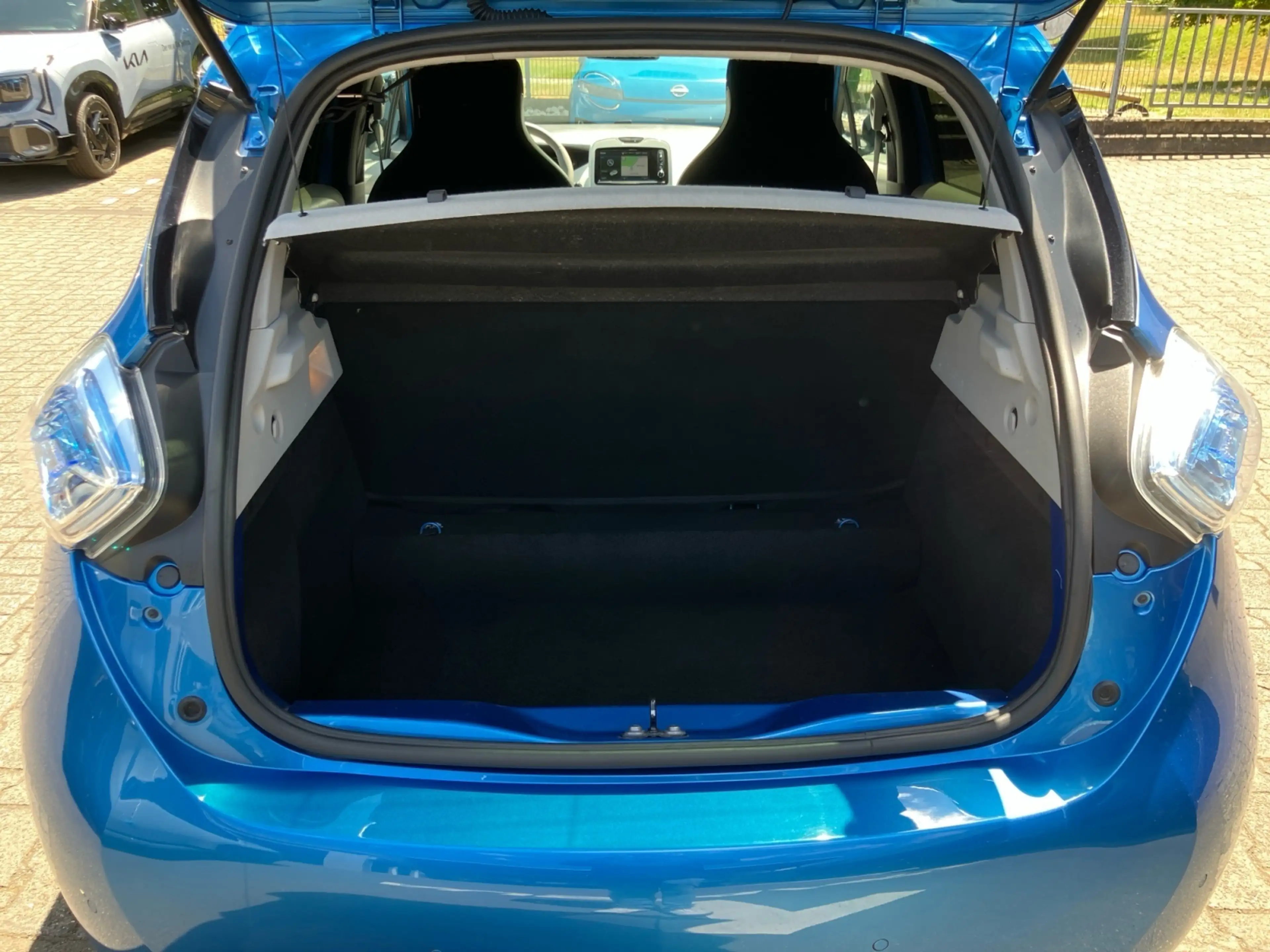 Renault ZOE LIFE Z.E. 40 Mietbaterie Navi Tempomat — photo 6