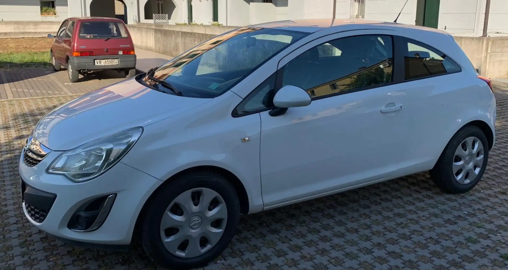 Opel Corsa Corsa 3p 1.2 Club Gpl-tech 80cv Bianco - 2