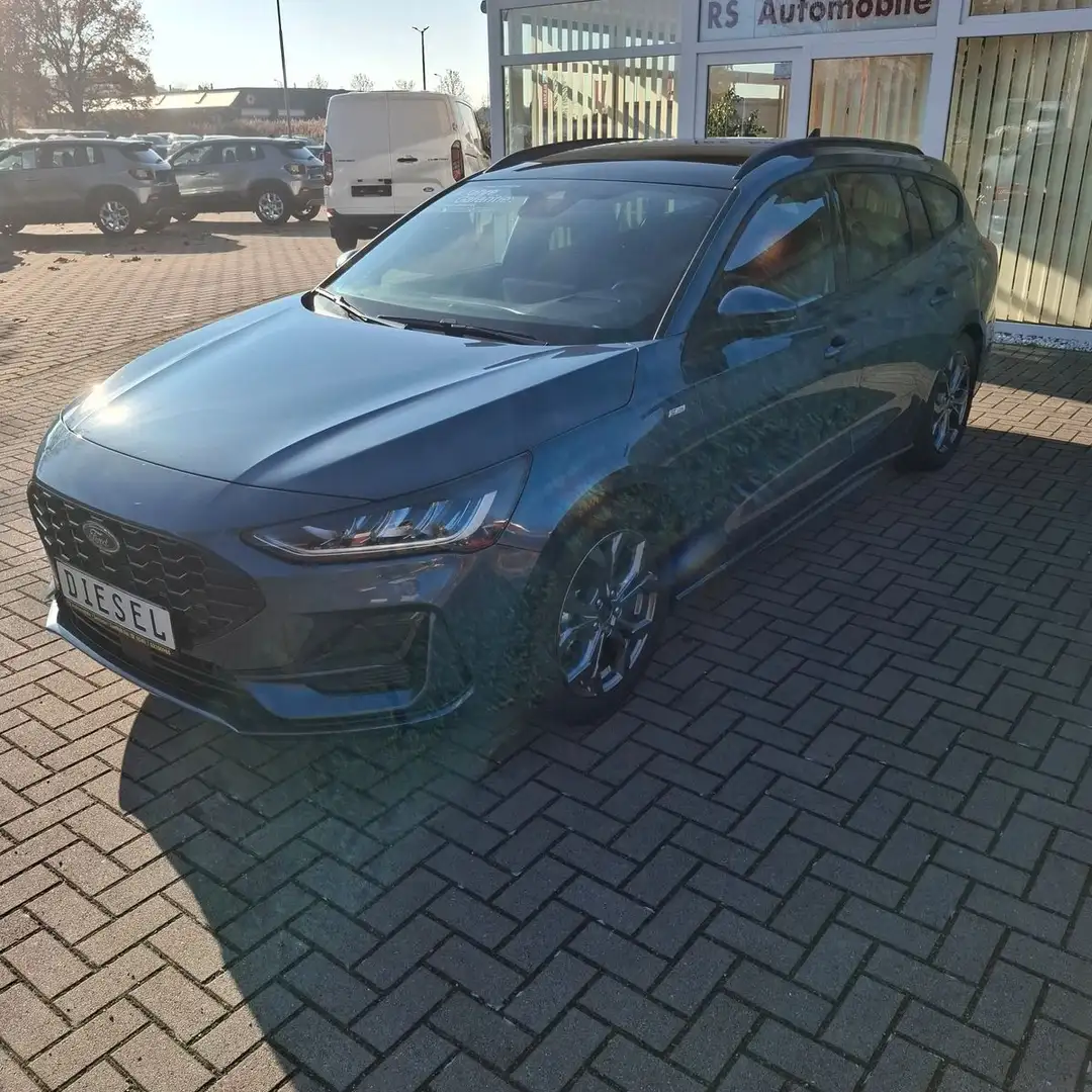Ford Focus ST-Line X ACC+Panoramadach+Head-Up Blau - 2