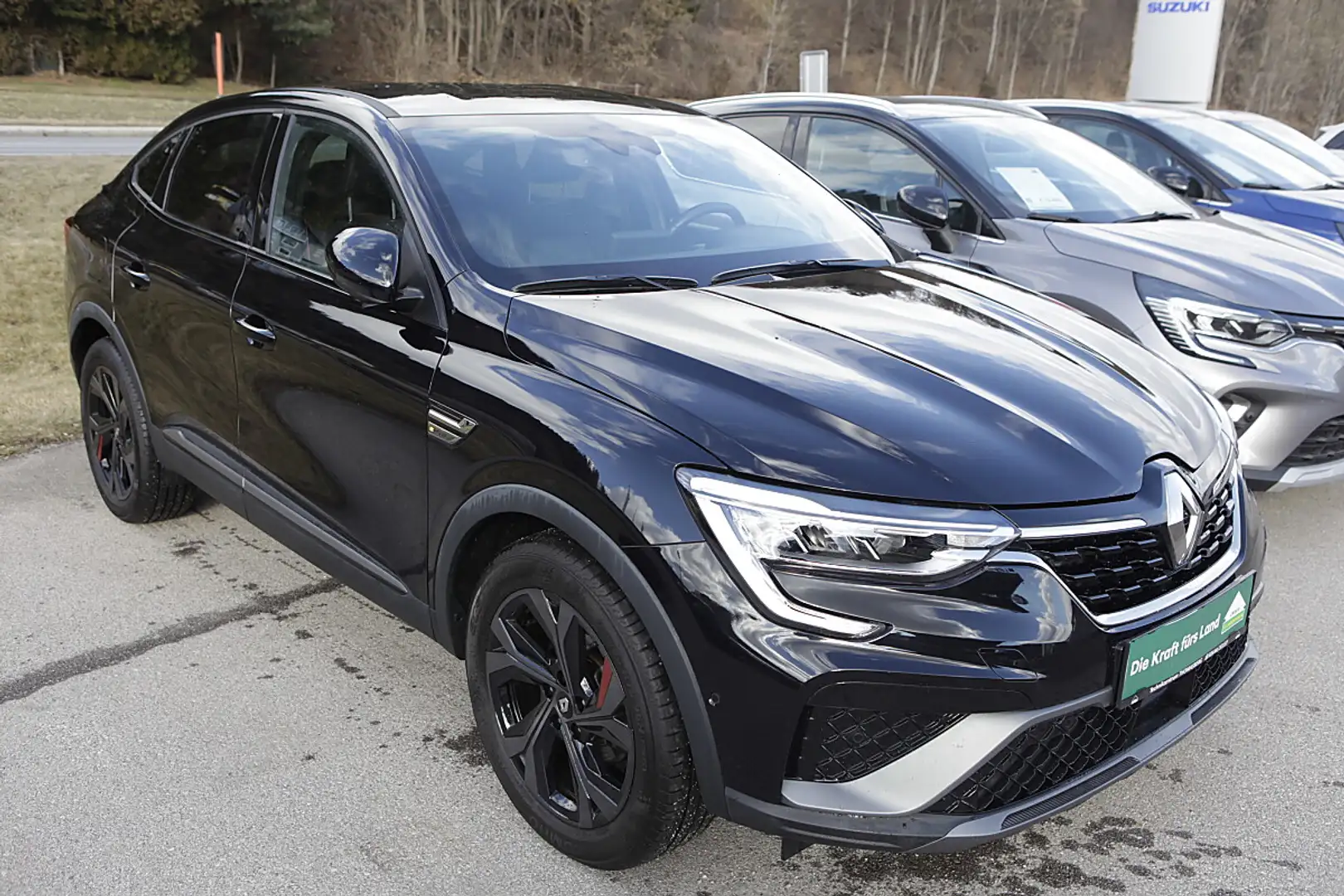 Renault Arkana E-Tech Hybrid 145 R.S.Line Aut. Schwarz - 2